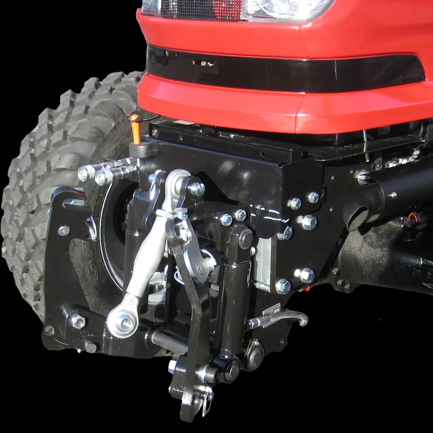 Elevador frontal para tractor compacto: ¿cuándo es útil?